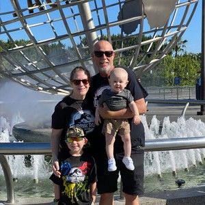 Meet your Posher, Robin